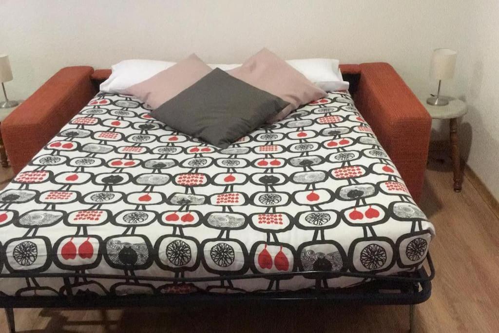 Trampantojo Apartamento En El Corazon De Pamplona Exterior foto
