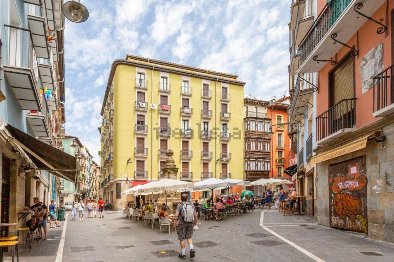 Trampantojo Apartamento En El Corazon De Pamplona Exterior foto