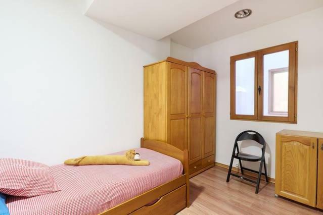 Trampantojo Apartamento En El Corazon De Pamplona Exterior foto