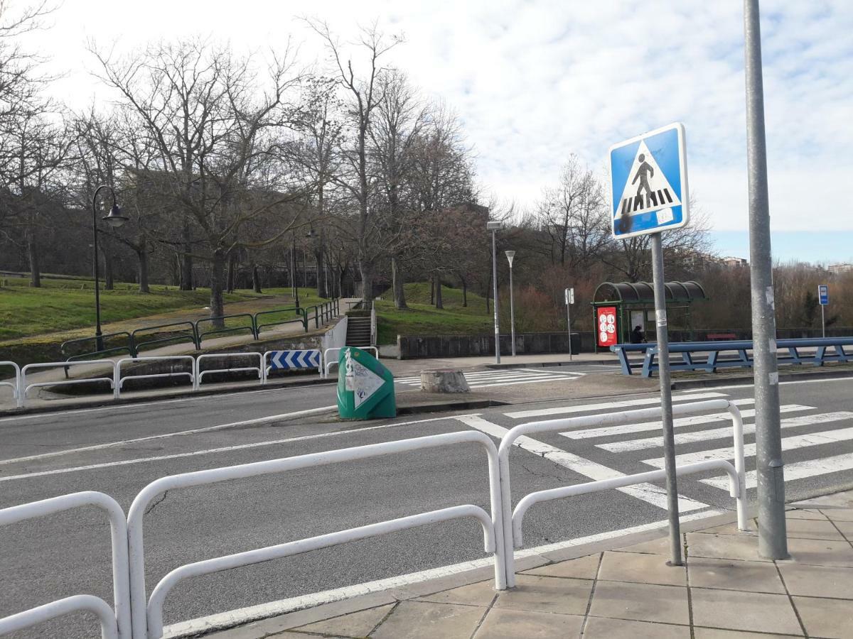 Trampantojo Apartamento En El Corazon De Pamplona Exterior foto