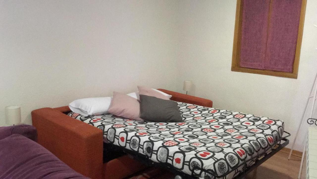 Trampantojo Apartamento En El Corazon De Pamplona Exterior foto